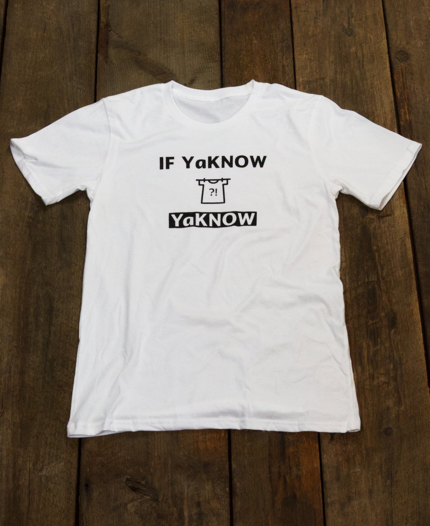 If YaKNOW YaKNOW Short-Sleeved T-Shirt